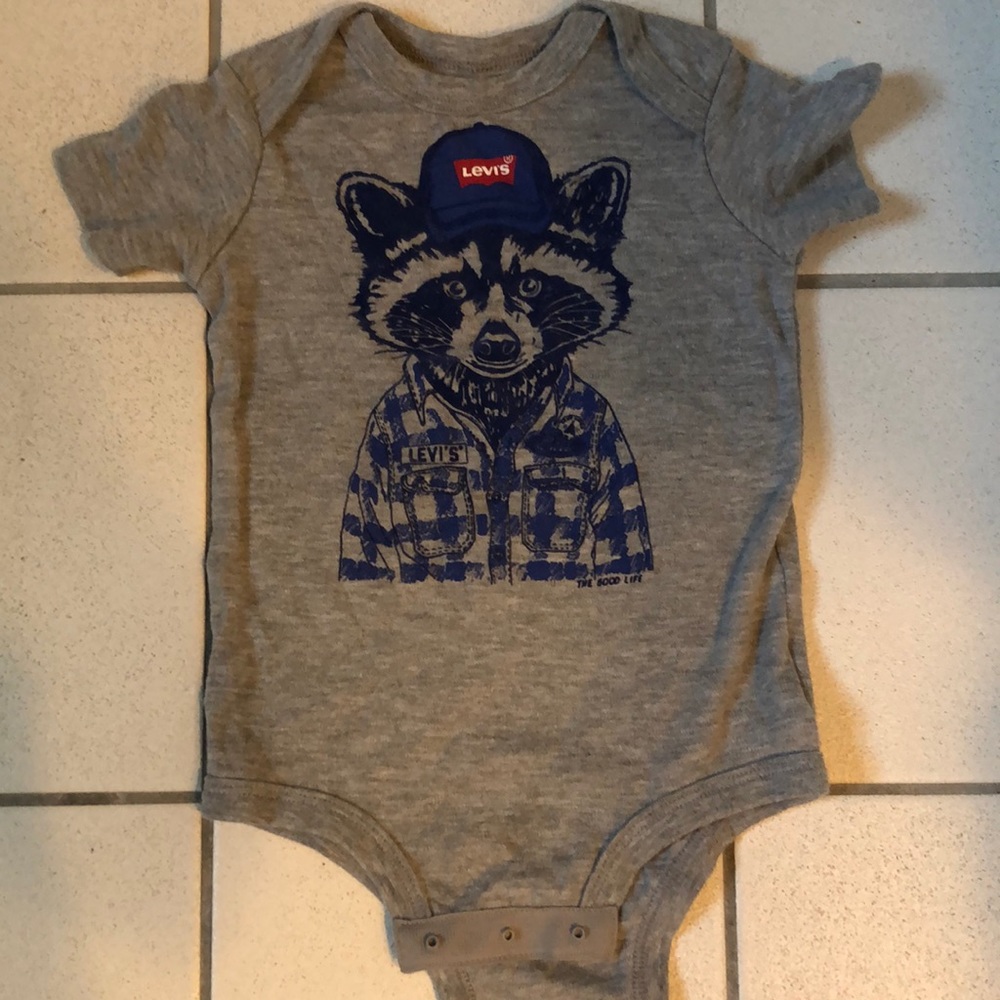 Levi’s Onesie